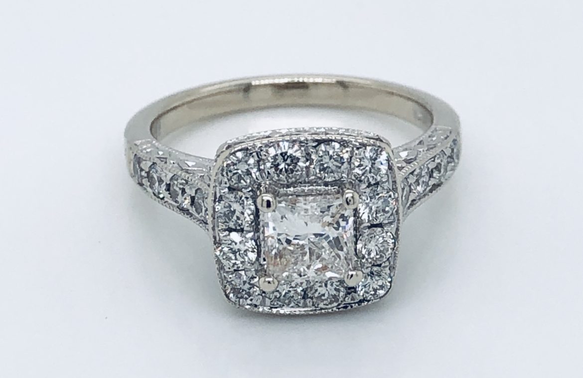 Greenbrier Pawn Shop 1.5 ct Engagement RIng, Cheap Engagement Ring Chesapeake VA, Princess Cut Halo Engagement Ring, Princess cut halo Engagement Ring Chesapeake VA